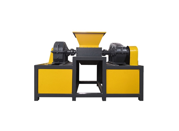 安徽撕碎機(jī)的緊急停機(jī)按鈕在何處？