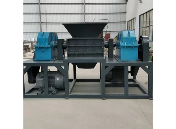 安徽雙軸撕碎機(jī)的安全操作規(guī)范有哪些？